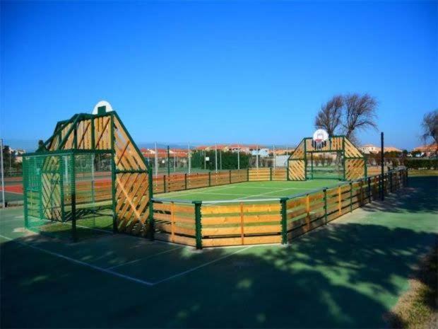 Appartement En Bord D'Etang Ле Баркарес Экстерьер фото