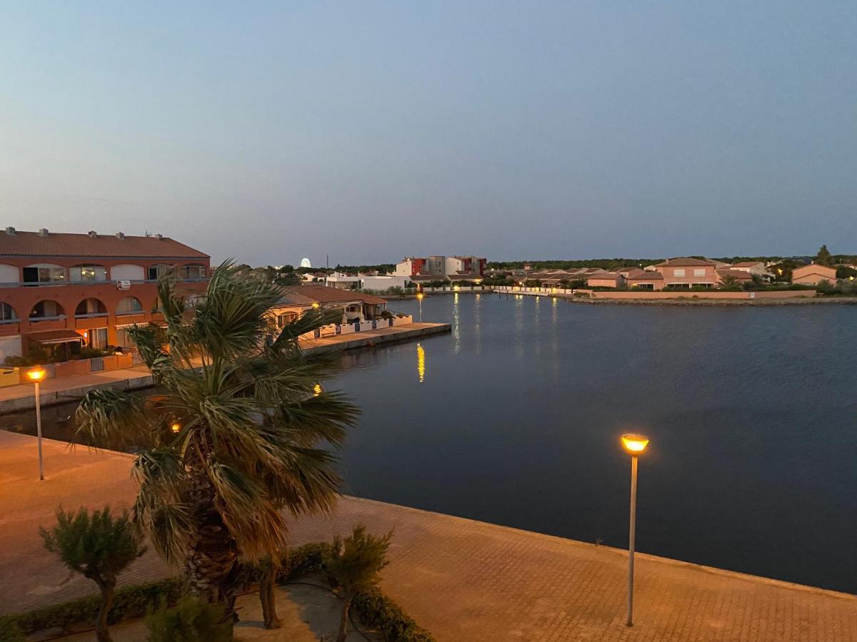Appartement En Bord D'Etang Ле Баркарес Экстерьер фото